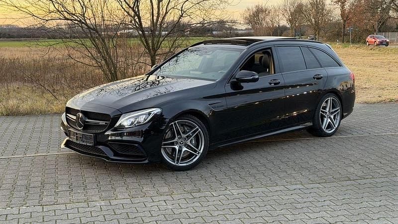 Gebraucht Mercedes C63 AMG AMG 476 PS (350 kW) 2016 Schwarz Limousine
