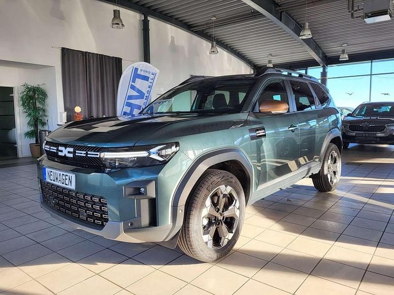 Zeder grün metallic Neu 2025 Dacia Bigster Extreme SUV | 33.190 € (Fairer Preis) - Bild 1/3