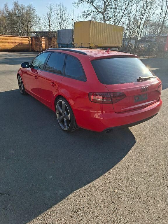 Gebraucht Audi A4 Ambition 239 PS (175 kW) 2011 Rot Kombi
