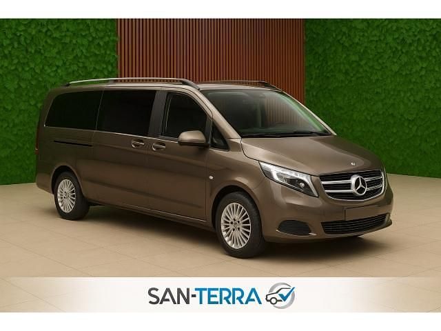 Grau Gebraucht 2018 Mercedes V250 Van / Kleinbus | 29.999 € (Superpreis) - Bild 1/4