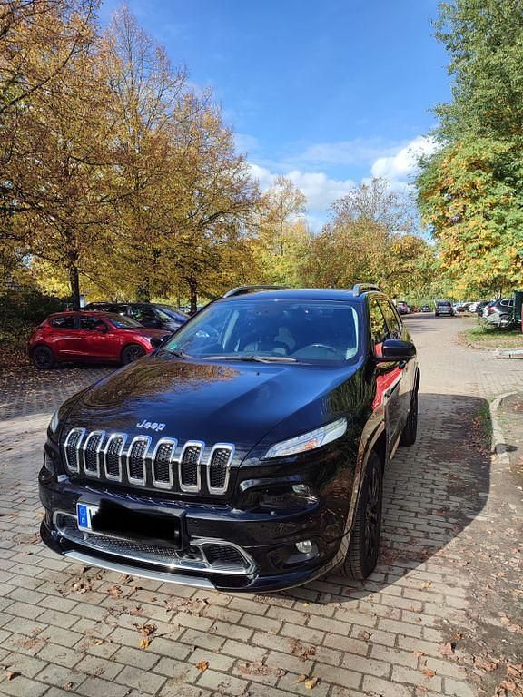 Schwarz Gebraucht 2018 Jeep Cherokee Overland SUV | 22.990 € (Guter Preis) - Bild 1/4