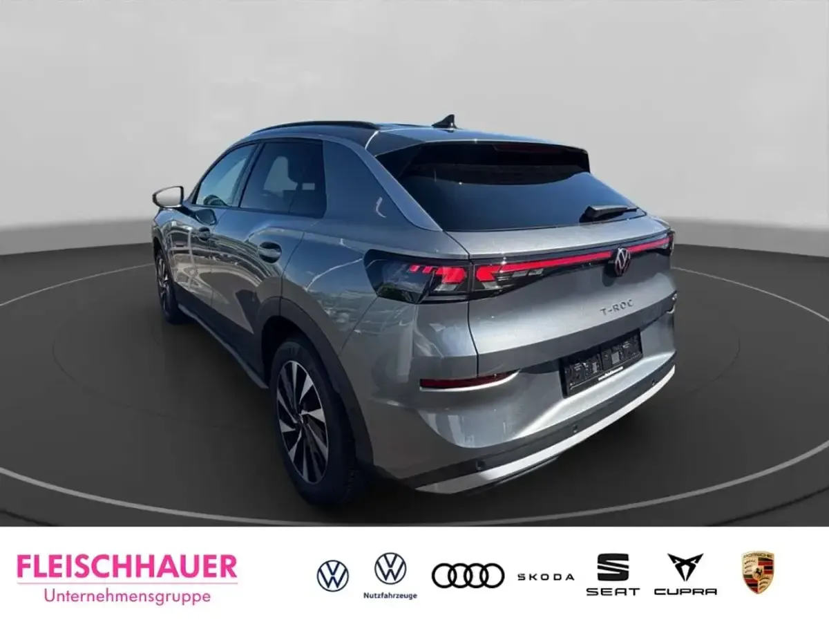 Neu VW T-Roc Life 116 PS (85 kW) 2026 Grau SUV