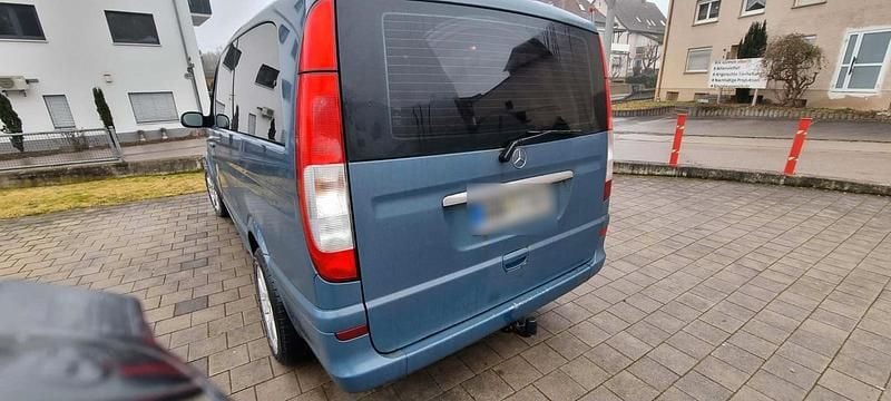 Gebraucht Mercedes Viano 150 PS (110 kW) 2005 Blau Van / Kleinbus