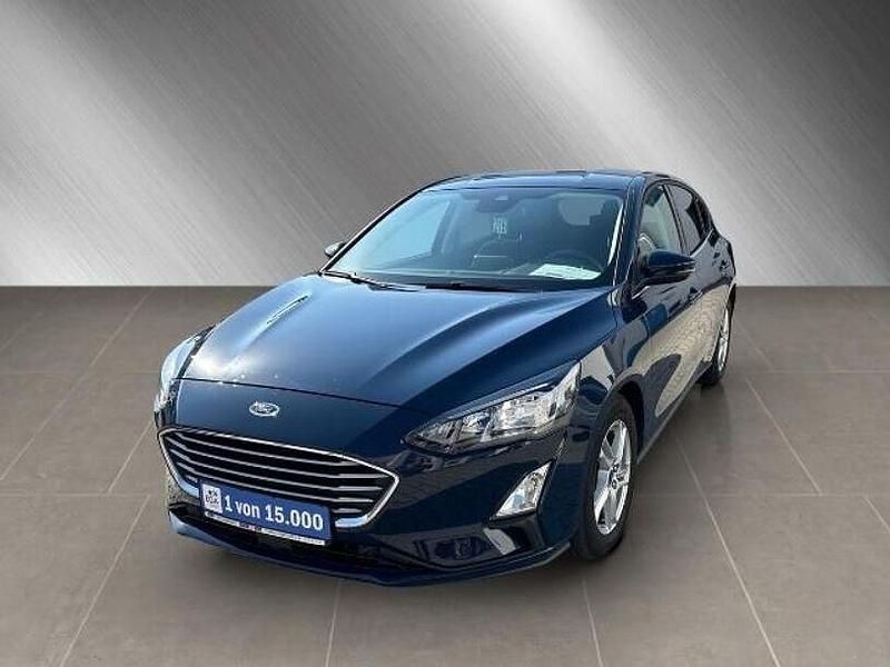 Blau Gebraucht 2020 Ford Focus Cool & Connect Limousine | 19.990 € (Fairer Preis) - Bild 1/4