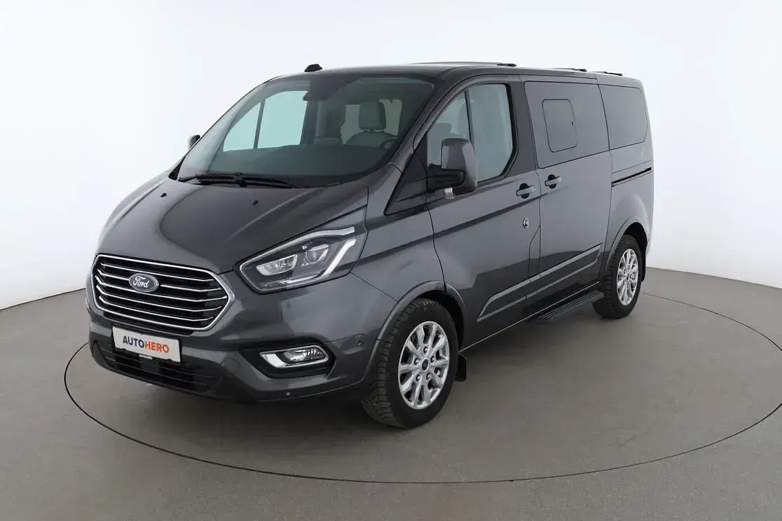 Gebraucht Ford Tourneo Titanium X 170 PS (125 kW) 2024 Van / Kleinbus
