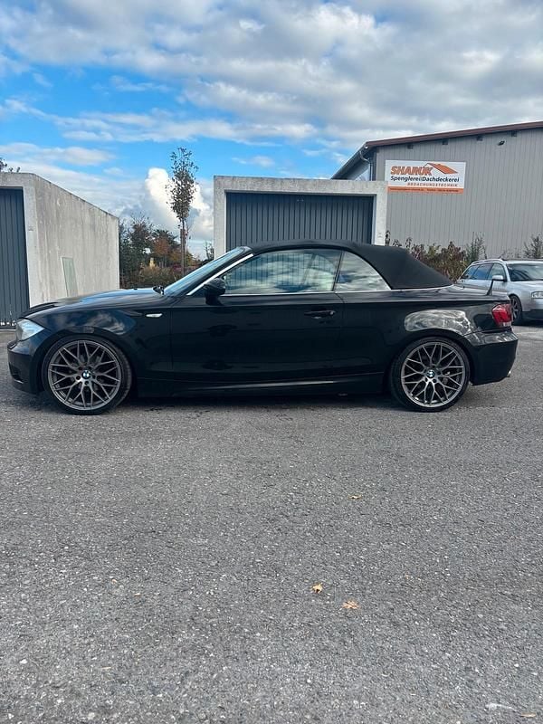 Gebraucht BMW 125 Cabriolet M Sport 218 PS (160 kW) 2009 Schwarz Cabrio