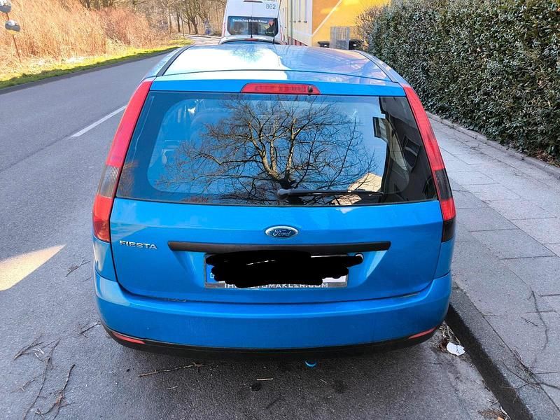 Gebraucht Ford Fiesta 69 PS (50 kW) 2004 Blau Kleinwagen