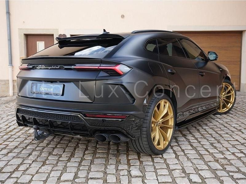 Second-hand Lamborghini Urus 650 CP (478 kW) 2022 Negru SUV