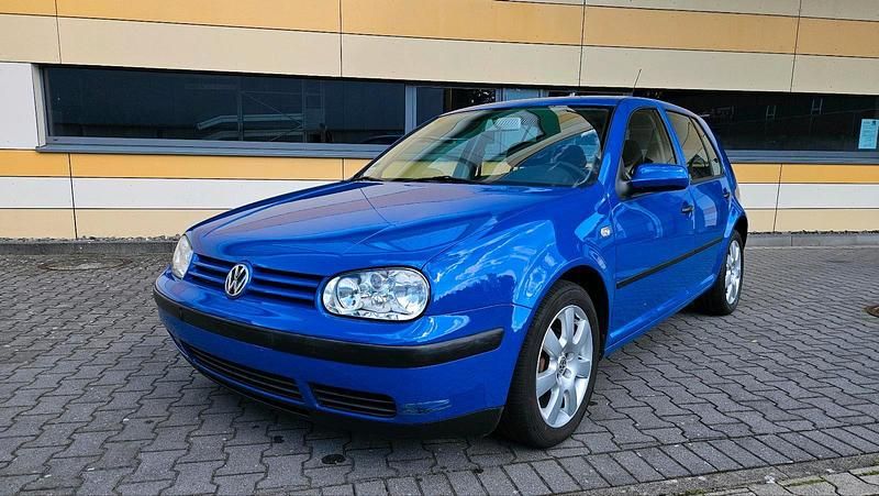 Gebraucht VW Golf IV 105 PS (77 kW) 2001 Blau Kleinwagen