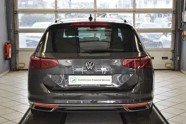Gebraucht VW Passat GTE 218 PS (160 kW) 2022 Grau Kombi