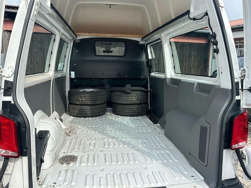 Gebraucht VW Transporter 199 PS (146 kW) 2020 Weiß Van