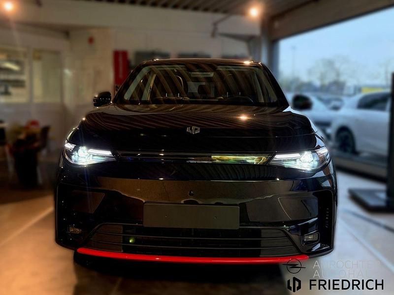 Neu Leapmotor C10 439 kW (598 PS) 2026 Schwarz SUV