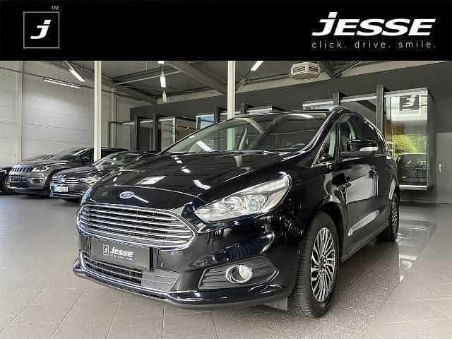 Iridiumschwarz metallic Gebraucht 2019 Ford S-MAX Titanium S Van / Kleinbus | 17.990 € (Superpreis) - Bild 1/4