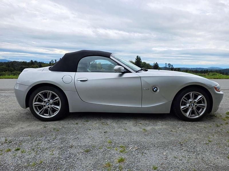 Gebraucht BMW Z4 170 PS (125 kW) 2004 Silber Cabrio