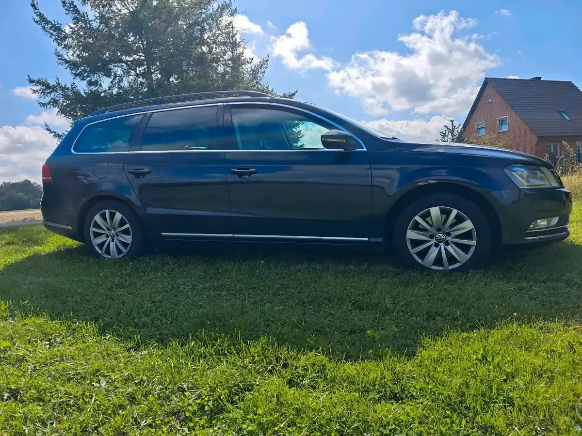 Gebraucht VW Passat 140 PS (102 kW) 2012 Schwarz Kombi