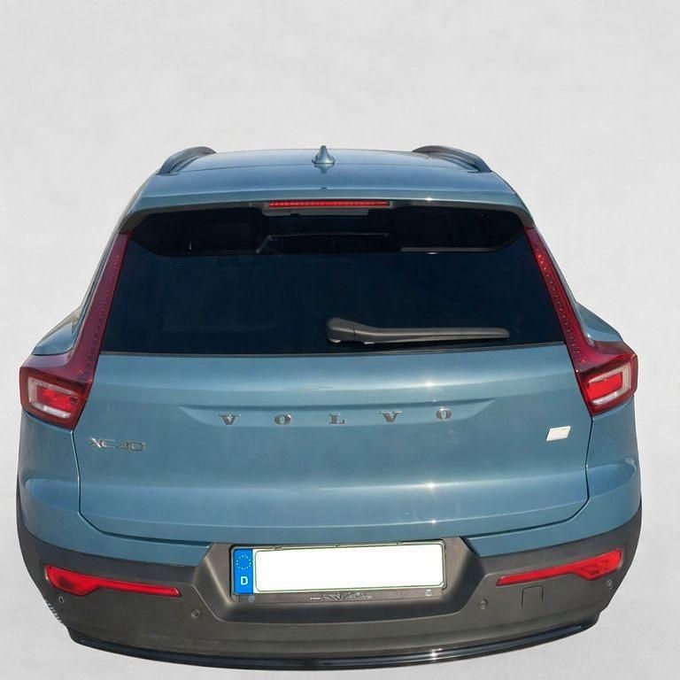 Gebraucht Volvo XC40 Plus 179 PS (131 kW) 2022 Blau SUV