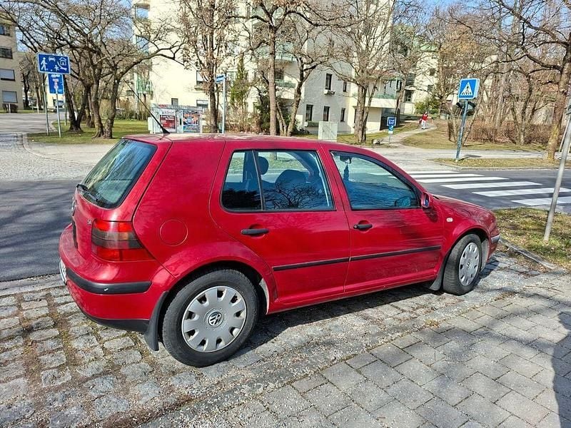 Gebraucht VW Golf IV Basis 101 PS (74 kW) 2000 Schwarz Limousine