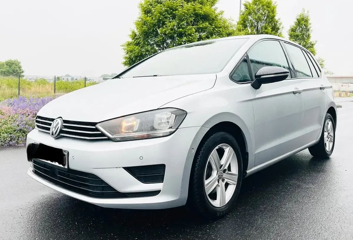 Gebraucht VW Golf VII 125 PS (91 kW) 2014 Silber Coupé