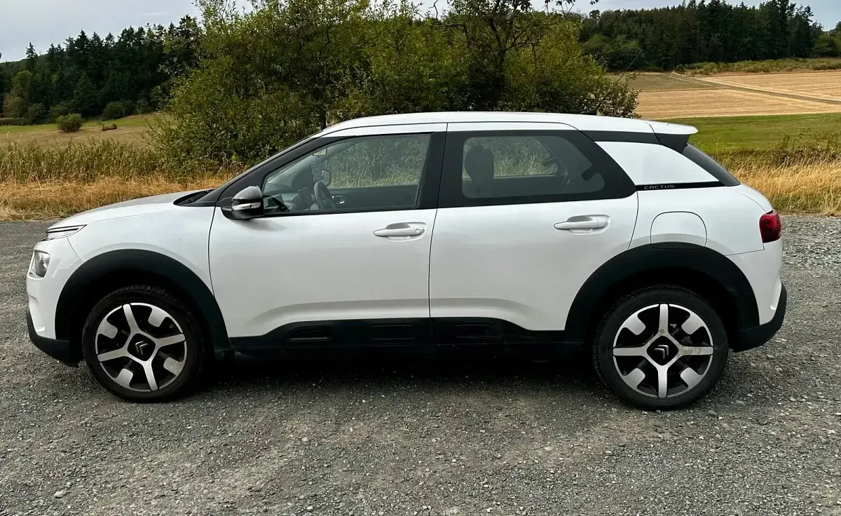 Gebraucht Citroën C4 Cactus 110 PS (80 kW) 2018 Weiß Kleinwagen