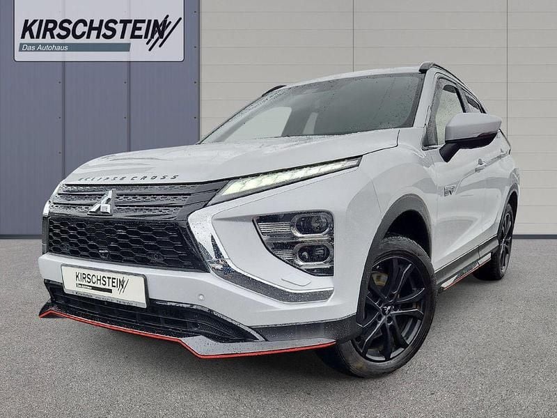 Weiß Gebraucht 2021 Mitsubishi Eclipse Cross Intro Edition SUV | 22.990 € (Guter Preis) - Bild 1/3