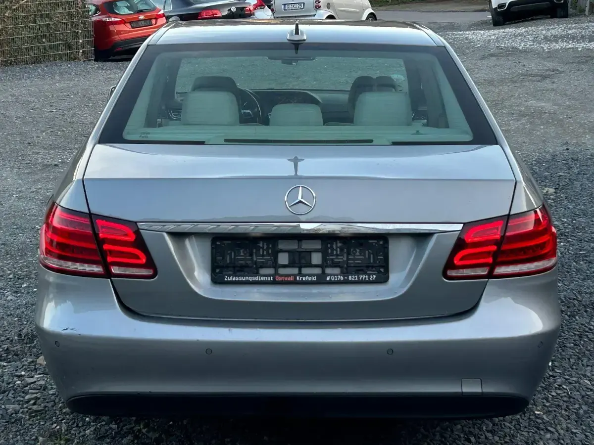 Gebraucht Mercedes E350 252 PS (185 kW) 2013 Silber Limousine