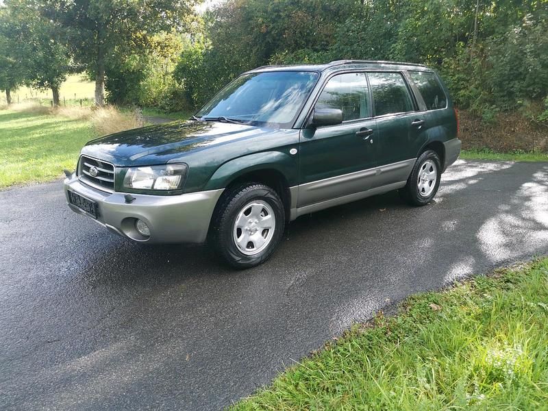 Grün Gebraucht 2004 Subaru Forester SUV | 3.500 € (Fairer Preis) - Bild 1/4