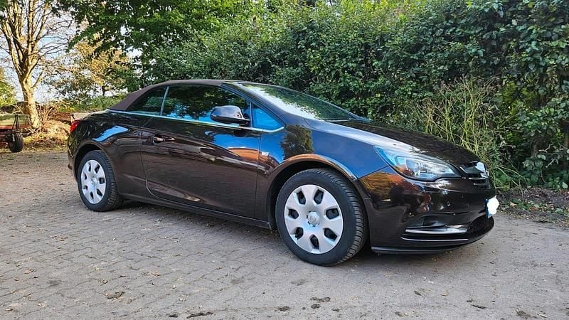 Gebraucht Opel Cascada 165 PS (121 kW) 2014 Braun Cabrio