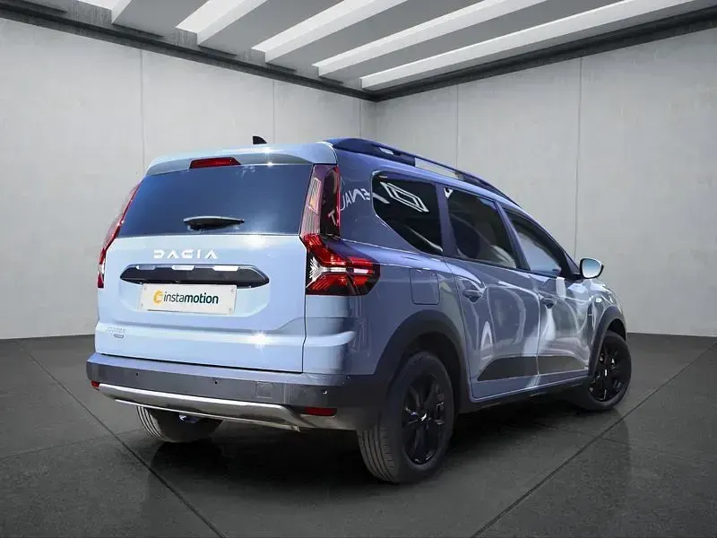 Gebraucht Dacia Jogger 141 PS (103 kW) 2023 Grau Van / Kleinbus