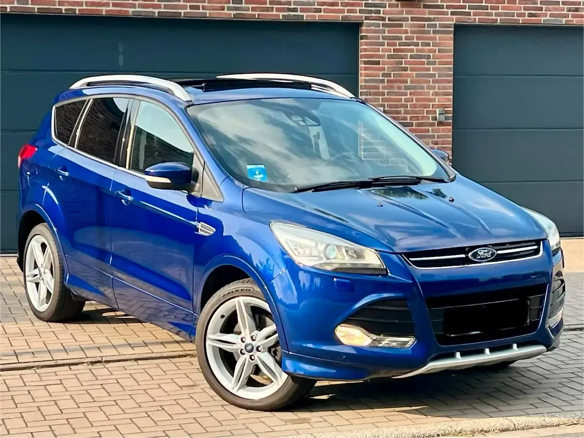 Gebraucht Ford Kuga ST-Line 180 PS (132 kW) 2016 Blau SUV