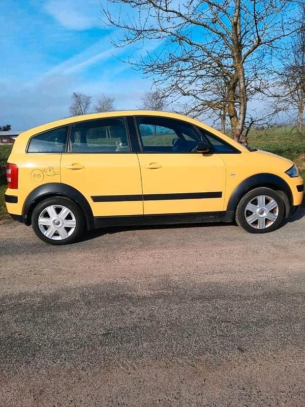 Usata Audi A2 75 CV (55 kW) 2003 Giallo Utilitaria