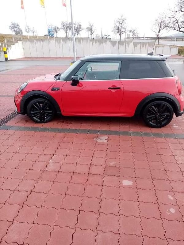 Gebraucht Mini John Cooper Works 178 PS (130 kW) 2022 Rot Kleinwagen
