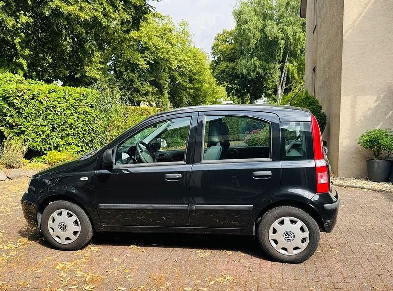 Schwarz Gebraucht 2011 Fiat Panda Kleinwagen | 1.150 € (Superpreis) - Bild 1/4