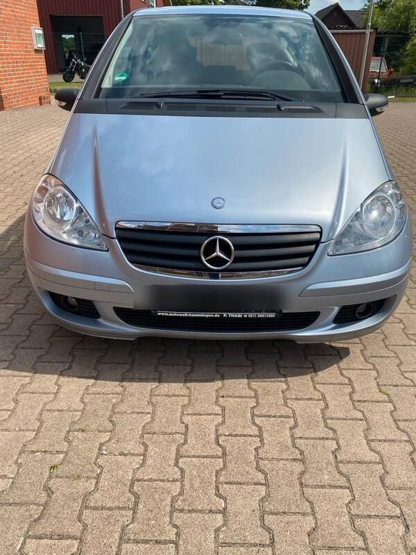 Silber Gebraucht 2007 Mercedes A160 Coupé | 1.999 € (Fairer Preis) - Bild 1/4