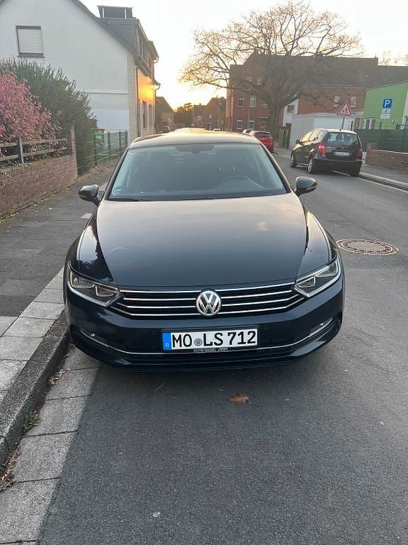 Gebraucht VW Passat 150 PS (110 kW) 2015 Schwarz Limousine