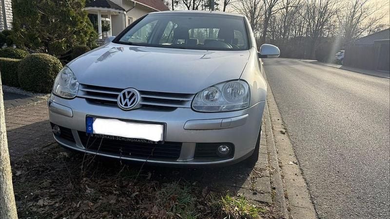 Gebraucht VW Golf V 80 PS (58 kW) 2007 Silber Limousine