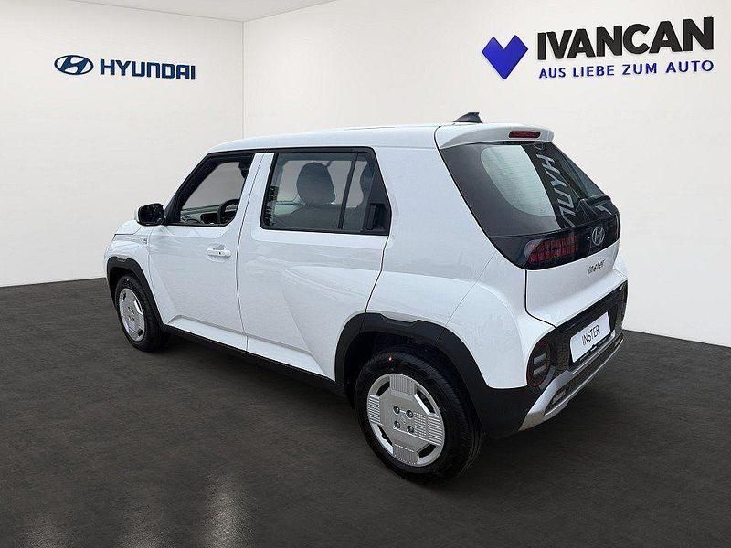Gebraucht Hyundai Inster Select 71 kW (97 PS) 2025 Atlas white Kleinwagen
