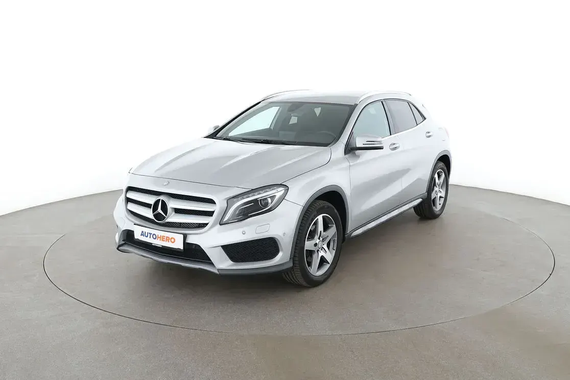 Gebraucht Mercedes GLA200 AMG line 156 PS (114 kW) 2017 SUV