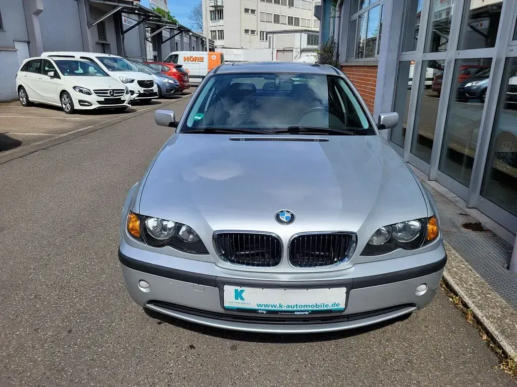 Gebraucht BMW 318 143 PS (105 kW) 2001 Silber Limousine