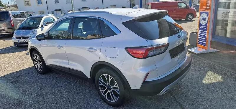 Gebraucht Ford Kuga Titanium X 152 PS (111 kW) 2021 Arktisweiß (metallic) SUV