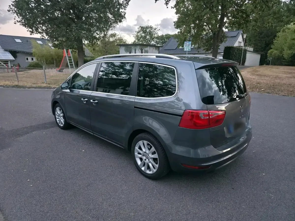 Gebraucht Seat Alhambra 140 PS (102 kW) 2013 Grau Van / Kleinbus