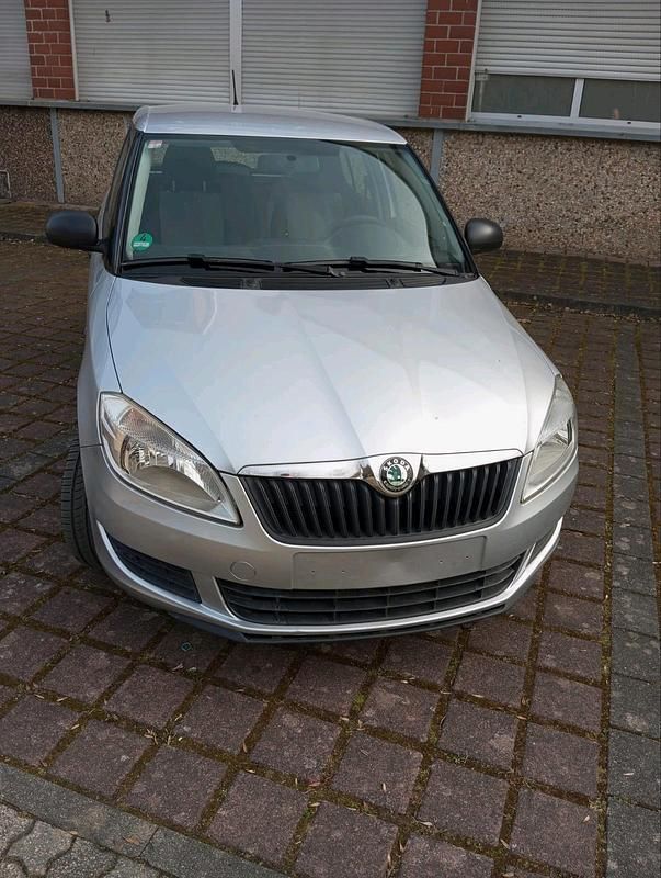 Gebraucht Skoda Fabia 86 PS (63 kW) 2015 Grau Kleinwagen