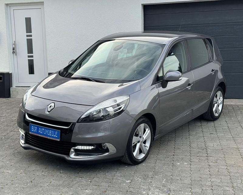 Grau Gebraucht 2013 Renault Scénic III Dynamique Van / Kleinbus | 6.770 € (Fairer Preis) - Bild 1/4