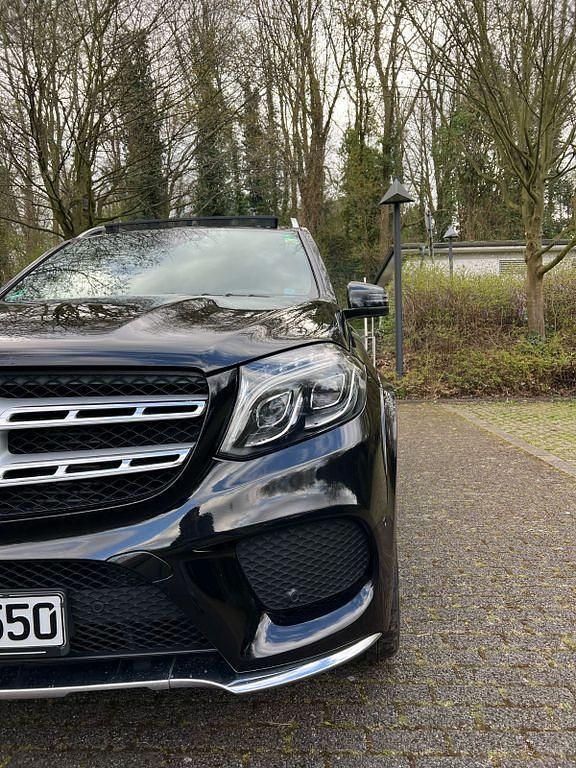 Schwarz Gebraucht 2017 Mercedes GLS350 SUV | 34.900 € (Superpreis) - Bild 1/4