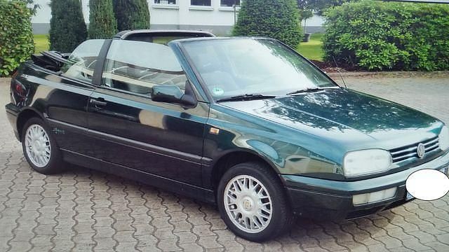 Second-hand VW Golf 90 CP (66 kW) 1994 Verde Cabrio