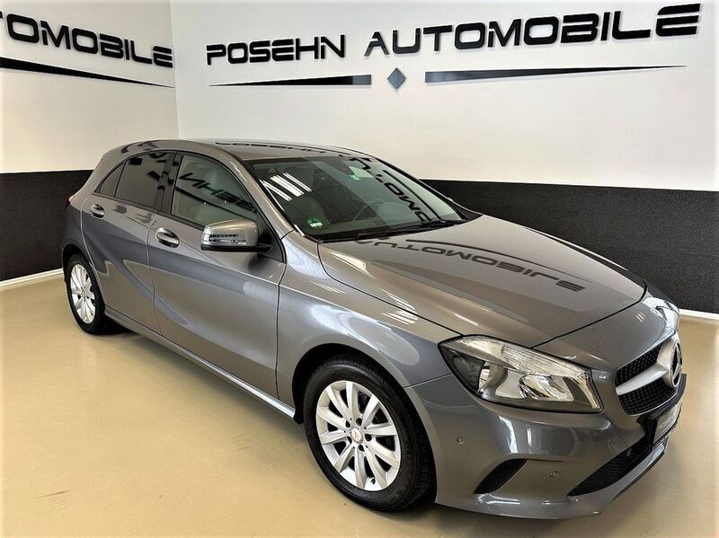 Grau Gebraucht 2016 Mercedes A180 Limousine | 14.650 € (Fairer Preis) - Bild 1/4