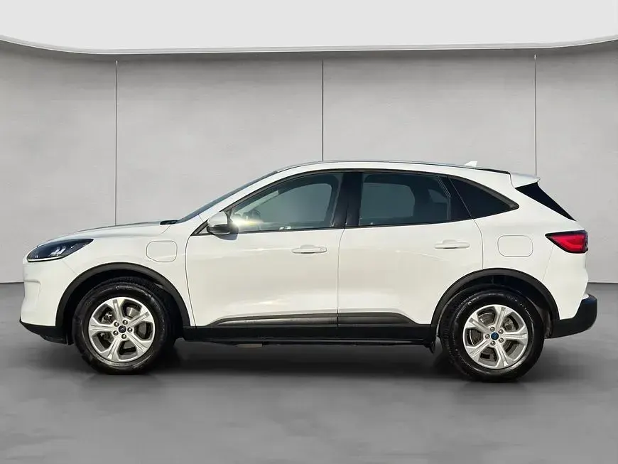 Gebraucht Ford Kuga Cool & Connect 224 PS (164 kW) 2022 Weiß SUV