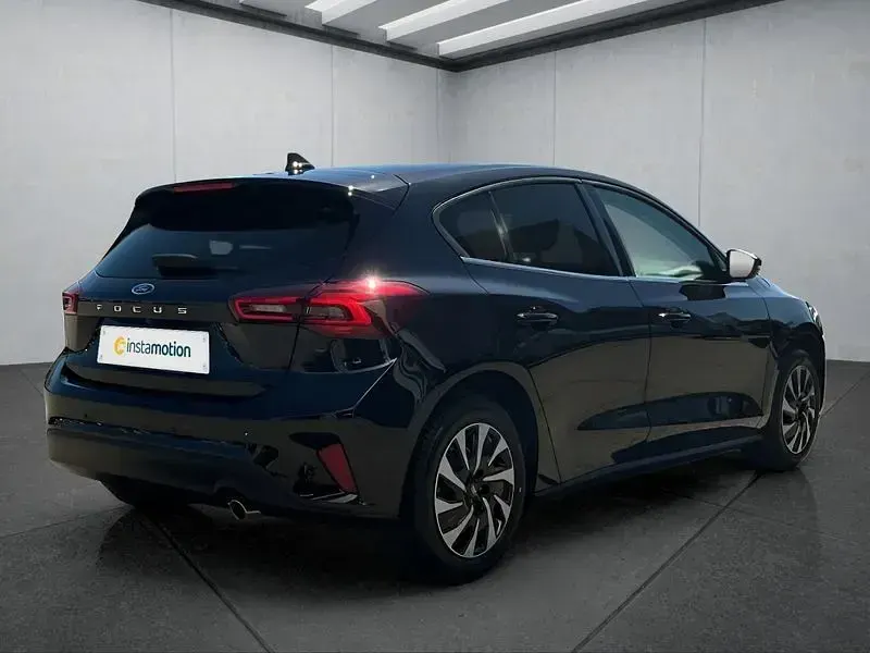 Neu Ford Focus Titanium 155 PS (114 kW) 2026 Schwarz Limousine