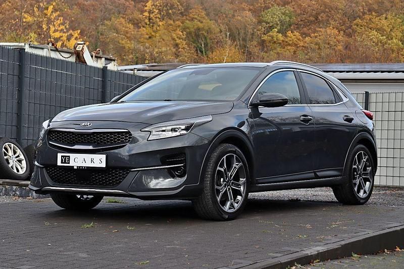 Grau Gebraucht 2020 Kia XCeed Launch Edition SUV | 18.350 € (Fairer Preis) - Bild 1/4
