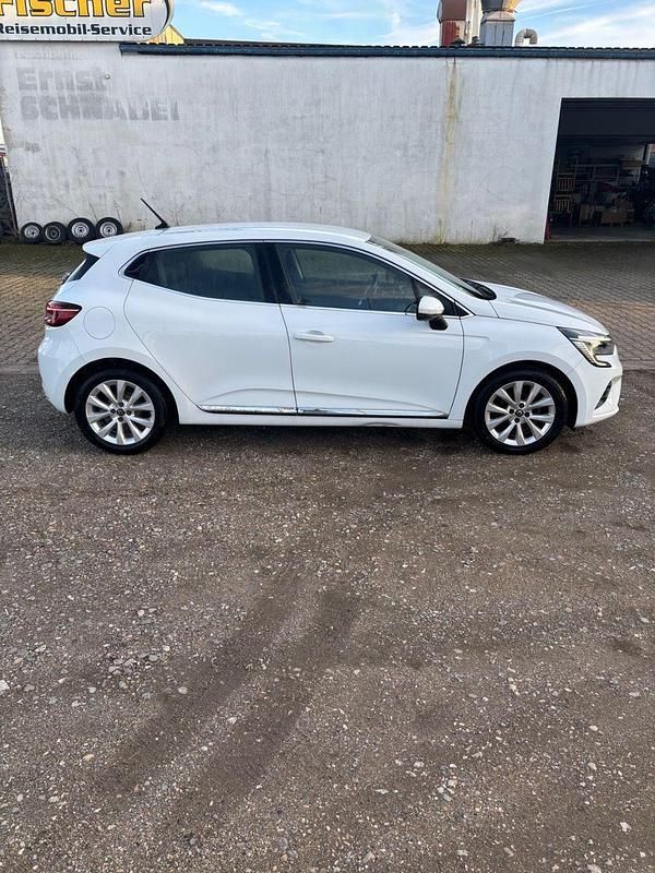 Gebraucht Renault Clio V Intens 91 PS (66 kW) 2021 Weiß Kleinwagen