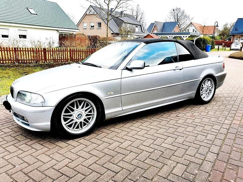 Gebraucht BMW 330 231 PS (169 kW) 2000 Silber Cabrio